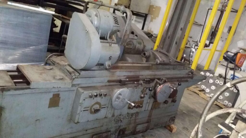 12" x 40" Cincinatti OD Grinder