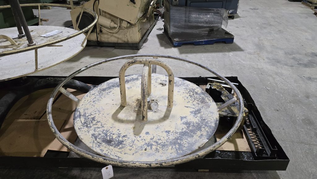 62″ Turn table and wire stand